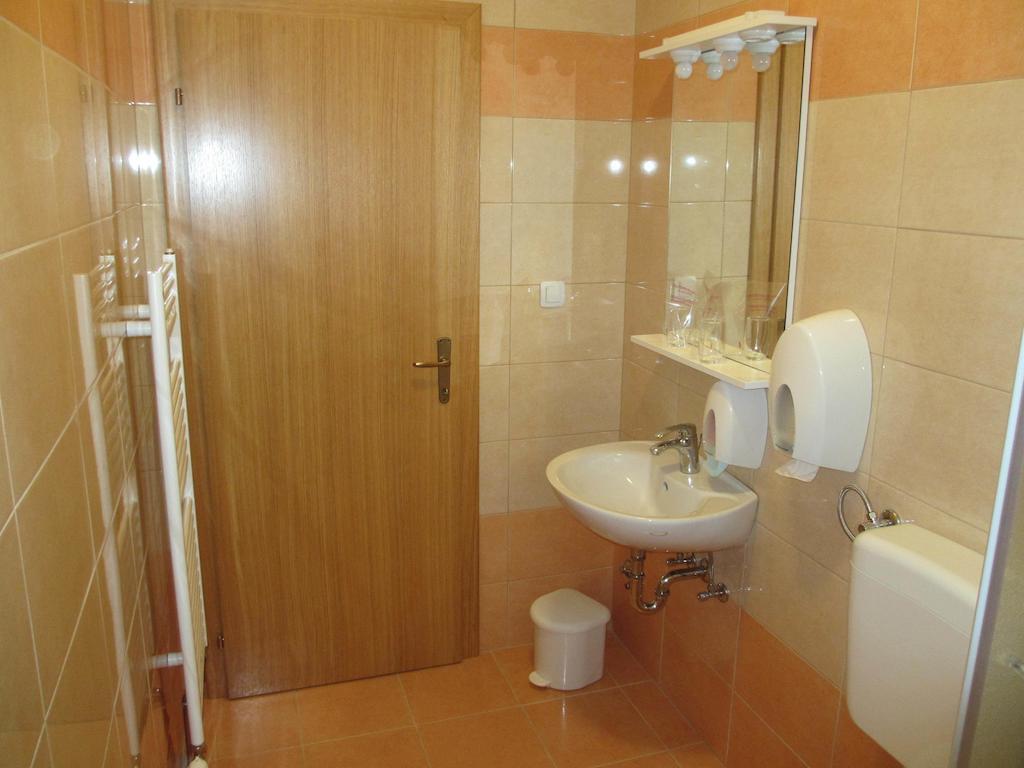Apartments Manjan Krasno Polje Szoba fotó